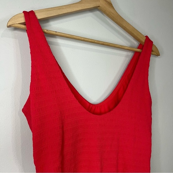 Faherty rimini Red One Piece Swimsuit Classic Design size medium - Picture 6 of 6